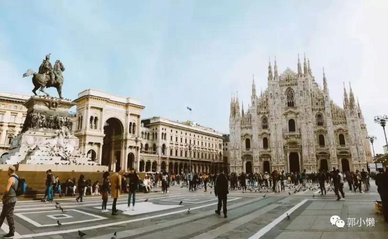 b05.jpg b05.jpg